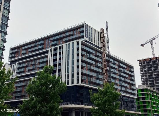 房价濒临崩盘？大多伦多87%社区房价低于挂牌价，竞相压价求售