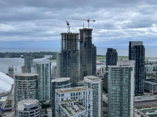 政府内部报告：房市危机日益加深 2025年加拿大房价增速将加快