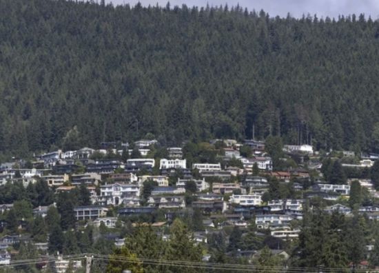 温哥华明年不涨地税！富豪却早合法“免交”多年！