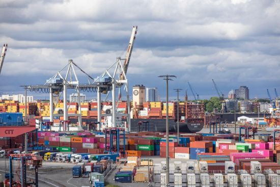 美“对等关税”生效　经济讹诈遭各国反对