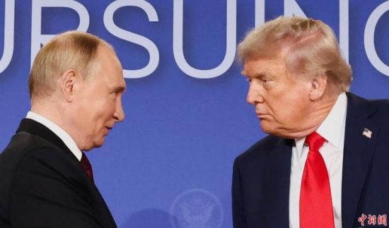 俄总统新闻秘书：普京愿与特朗普在莫斯科会晤，决定权在美方