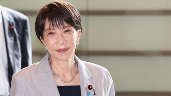 不支持率反超支持率，高市早苗内阁遭遇重大执政危机