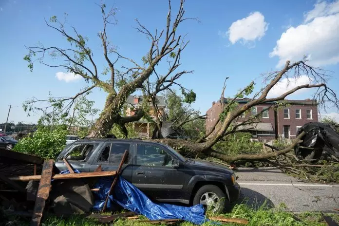 龙卷风横扫美国多州 至少21死