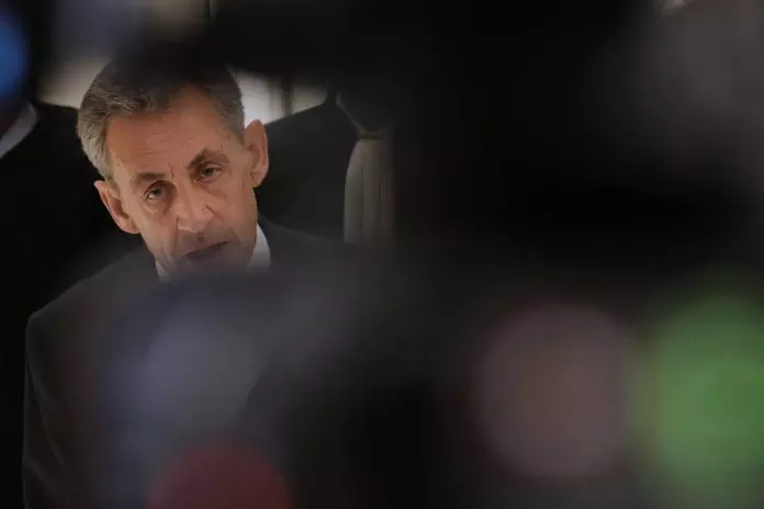 法前总统萨尔科齐共谋贪腐判囚5年　料21日入狱服刑