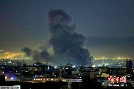 两大“咽喉”同时承压？伊朗警告美国或封锁曼德海峡