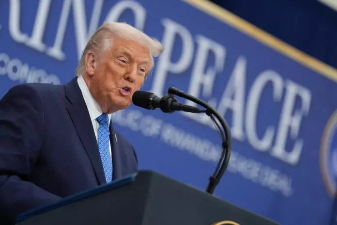 美国优先｜国会议员倡停发H-1B签证3年研“加辣” 印度人最受影响