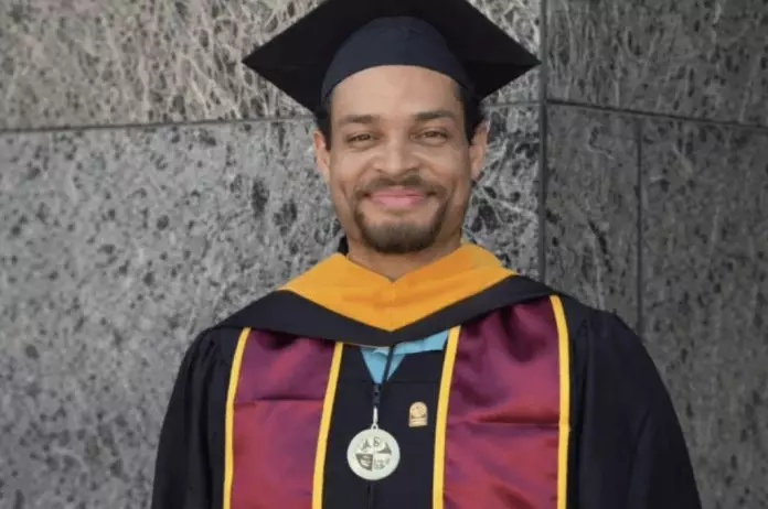 白宫记者晚宴枪击｜疑犯被控企图暗杀总统等3罪 拥硕士学位 教授赞“非常优秀”