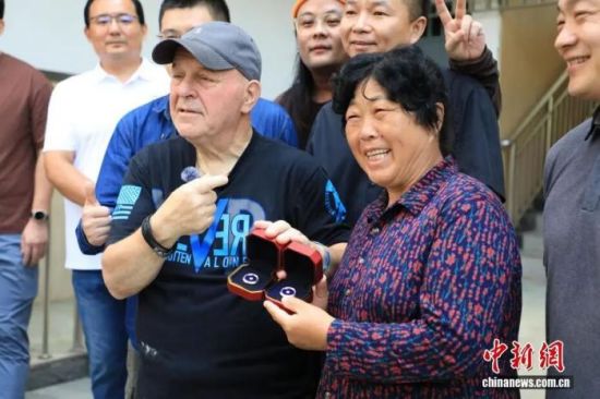 “赛考斯”将在罗马与殷玉珍重逢：很期待！可能还会哭；计划2027年再去中国