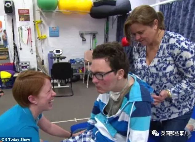 29F87E67-2AF2-419A-A3F6-4FF3A6645523