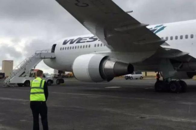 C03AC7ED-227E-413B-AD77-7CAA782C2CA3