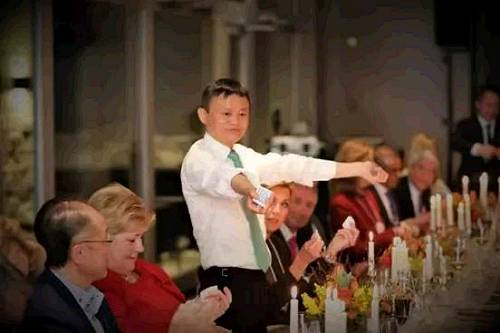 这家韩国公司每天赚1.2亿美金,马云想超过它？