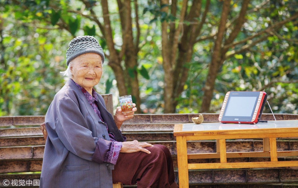 348522EA-3E77-45D6-ACB7-B9211756083C