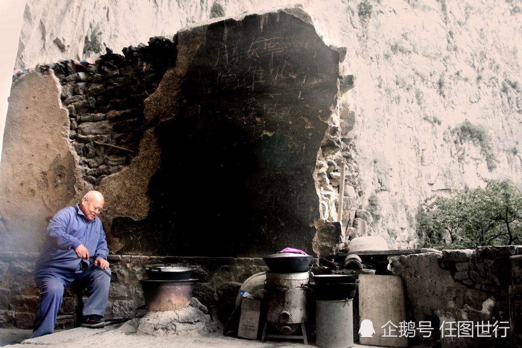 BA06E7FD-2D94-4554-9EE2-48E5E75CA445