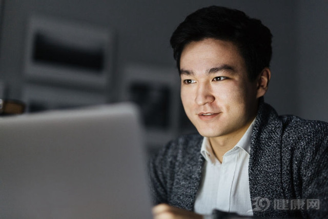 这几个信号，说明你的身体已经透支！