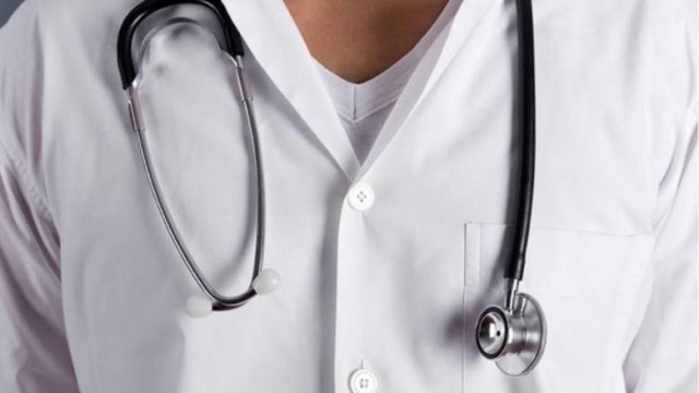 安省医疗环境有"毒" 医生省选前揭自由党谎言