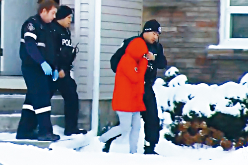 19岁韩裔女子隐瞒生子 自导自演“弃婴”故事！