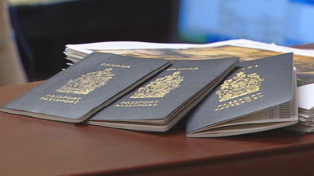 拿到身份就去温哥华或多伦多：魁省投资移民项目成加拿大后门