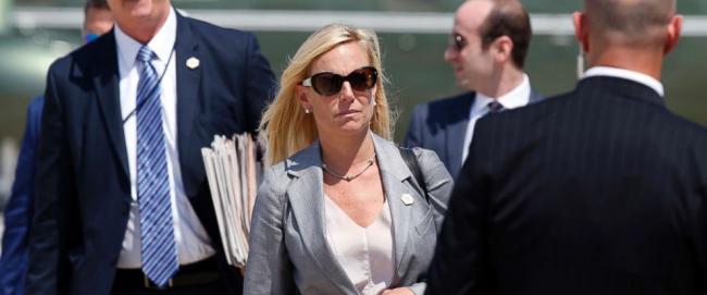 白宫宣布：终止20万萨尔瓦多移民保护身分