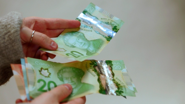 杜鲁多：政府部门男女工资相同 今年有望实现