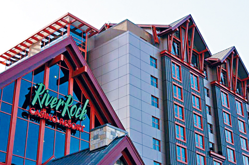 在赌场洗黑钱 华裔女总监被摘牌