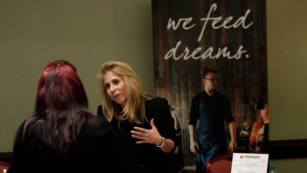 美国1月新增 20万个工作，工资上涨为 8 年最快