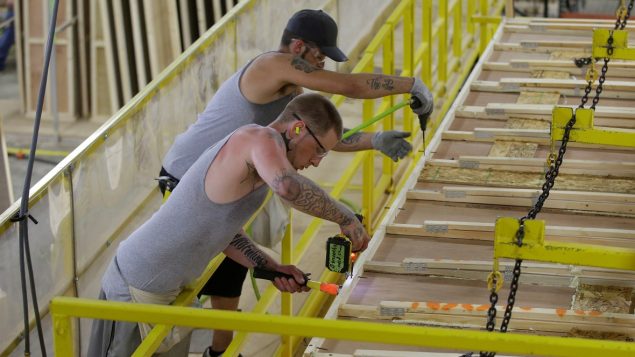 加拿大商界看好前景，但有人认为发展会放缓