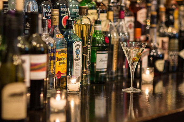 警惕！哈利法克斯酒吧多次出现女性被下药事件