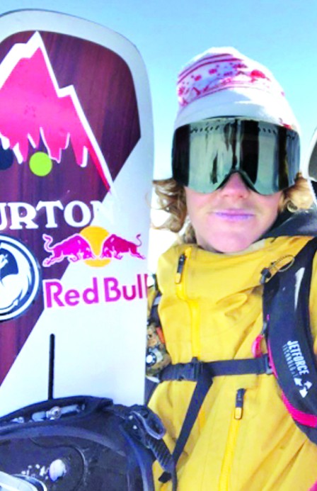 卑诗滑雪遇雪崩被埋5分钟 美滑雪选手奇迹生还