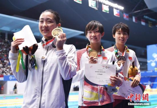 游泳综述：徐嘉余收获第三金 傅园慧无缘奖牌