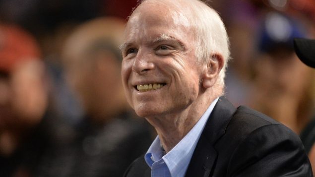 “以他一贯的意志力”：美国共和党参议员麦凯恩决定中止治疗脑癌