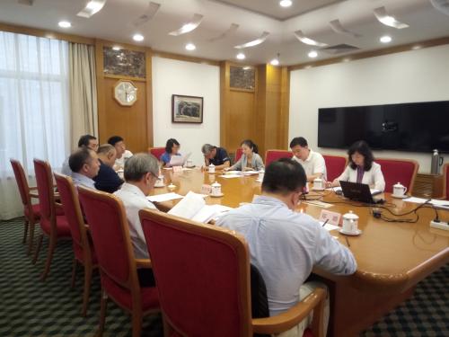 官方研究促进“中间群体”增收 释放啥信号？