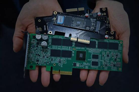 一年进口886亿美元 这行业中国何时打破外国垄断