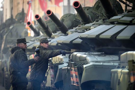 中国参与俄40年来最大军演 背后藏几大爆裂看点！