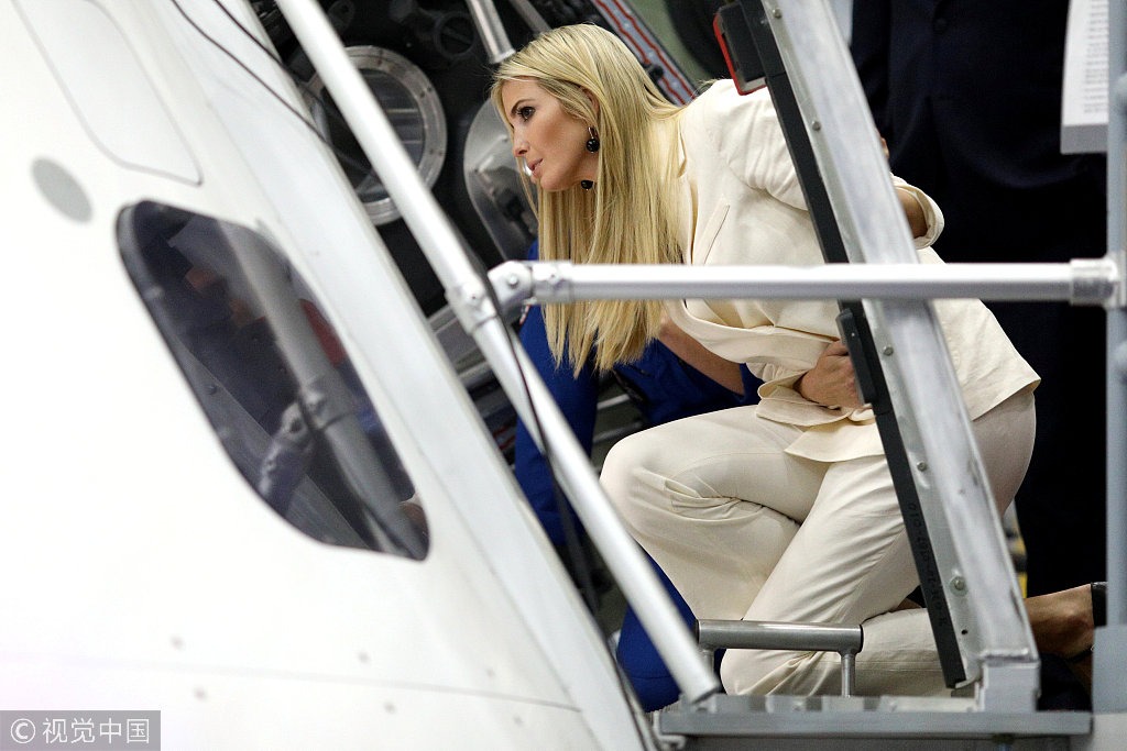 伊万卡意外遭遇太空“表白”:看到你心情真好