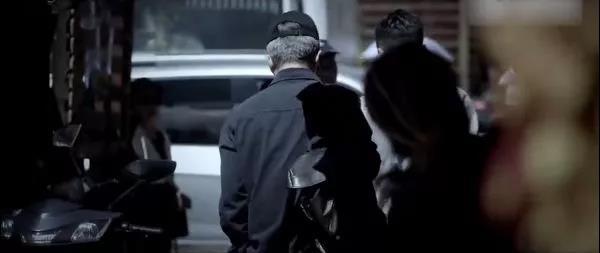 点击进入下一页