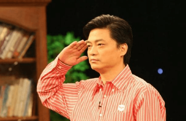 崔永元发文求饶 愿出8亿放过自己和家人