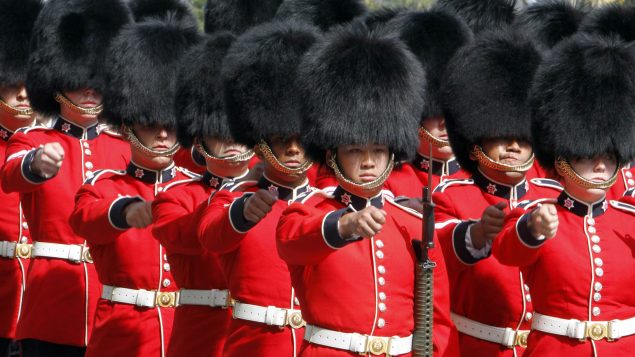 一持刀男子在渥太华议会山被制服，无人受伤