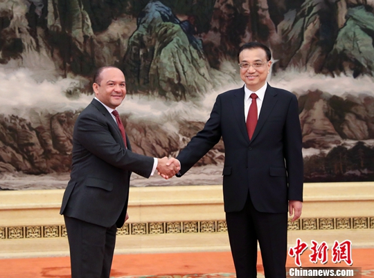 李克强：中国愿在进一步扩大开放中同各方增进互利合作