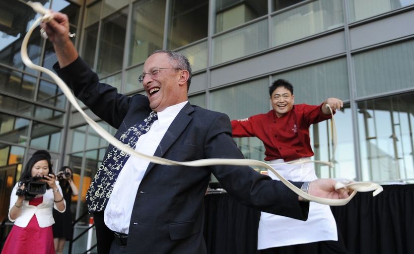 美国继续关闭更多孔子学院：软实力变锐实力背后