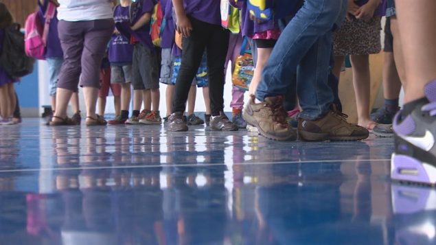 加拿大双语教育：魁北克省和 BC 省交换中学生