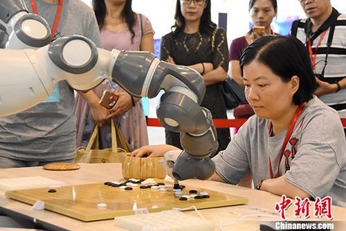 华媒：五大职业将因AI消亡 高门槛行业难逃威胁