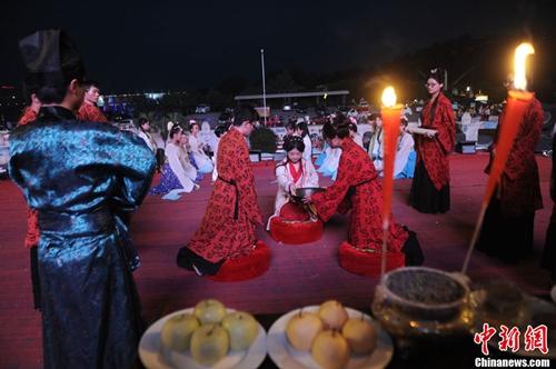 点击进入下一页