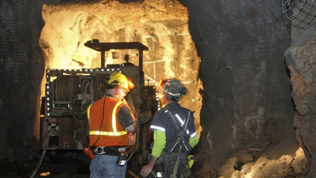 加拿大金矿公司买下美国公司成龙头老大