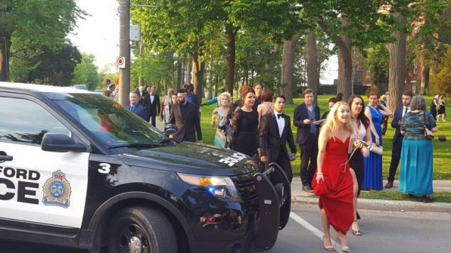 炸弹？著名的Stratford戏剧节首演泡汤