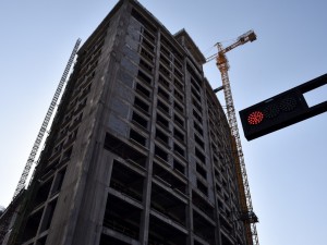 中国房地产调控南辕北辙 一着不慎高房价卷土重来