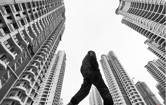 中国楼市一夜入秋 房地产行业的转折点到来