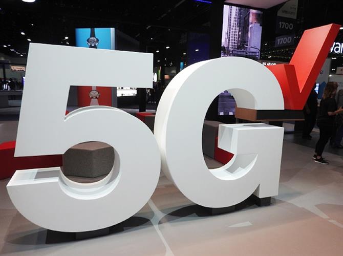 卑詩科技高峰會 5G成亮點