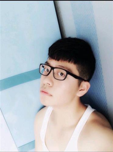 被绑架留学生网上秀6把豪车钥匙:疑熟人所害