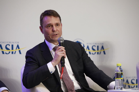 加拿大养老基金高级董事总经理：不进行海外投资风险反而更大