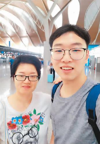 海外学子与父母交流时 请不要仅说“挺好的”